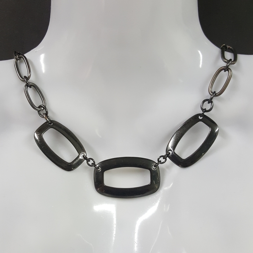 Unique Collar Necklace